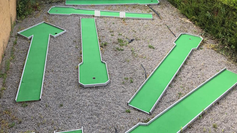 crazy golf logo